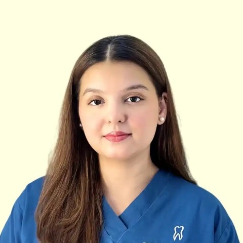 Dr Hania Khan